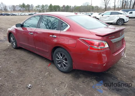 2015 Nissan Altima 2.5 S z USA, uszkodzony, nr VIN 1N4AL3AP2FC587159